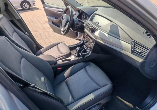 BMW X1 cena 52700 przebieg: 98350, rok produkcji 2015 z Warszawa małe 154